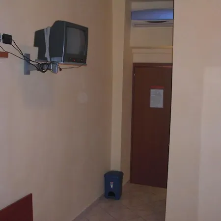 Hotel Legnano Otel