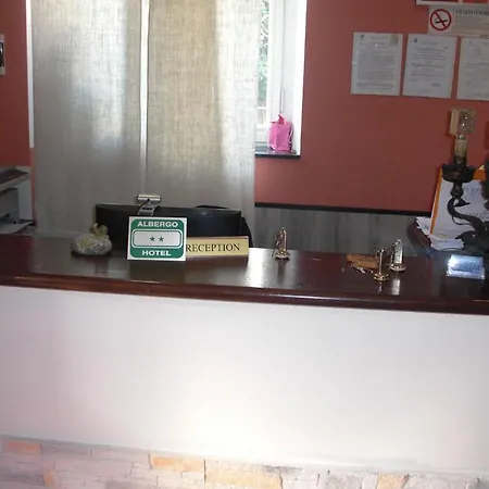 酒店 莱尼亚诺酒店